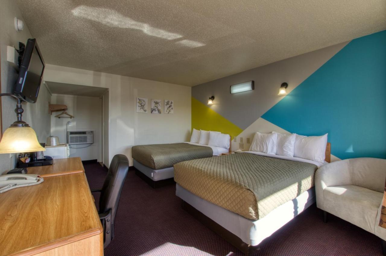 Western Motel Shamrock