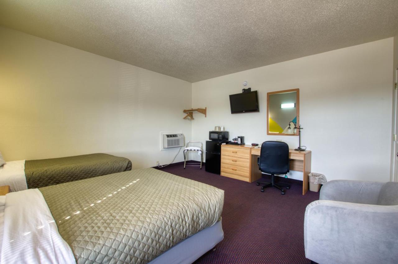 Western Motel 2*